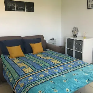 Au Milieu Des Lacs, Au Bord Du Guiers Appartement